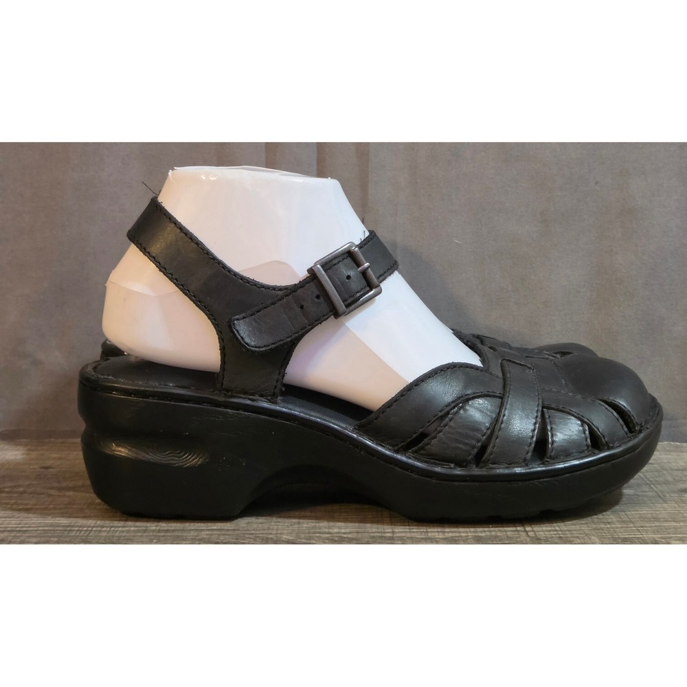 B.O.C. Comfort Fisherman Sandals Women's Size 8 Black